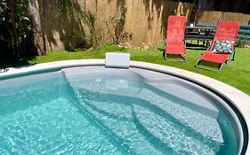 Calme Et Intimite Proche Avignon Piscine Options Au Choix Privee Ou Partagee De Juin A Octobre